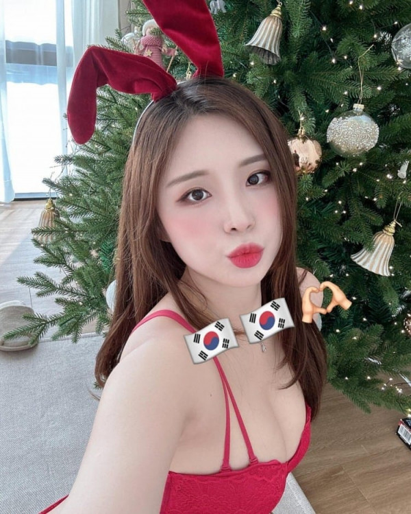 은근야한 꽃빵 섹시 간호사룩 엉덩이