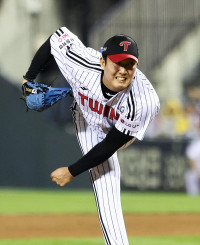 26일만의 복귀전, ‘초구 직구’로 부활… LG 손주영 개인 첫 20세이브 달성