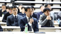 [공식발표] 국회 청문회서 주머니에 손 넣고 “거기는 끼지 마시라”…‘태도 논란’ 문진희 축구협회 심판위원장 사임 “일신상의 이유”