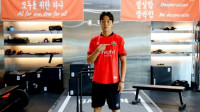 [오피셜] ‘AG 차출’ 신민하·이기혁 공백 메운다! 강원FC, ‘왼발잡이 센터백’ 강성윤 영입