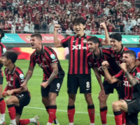 ‘자책골 한 방’ 서울, 10명 싸운 인천에 1-0 진땀승 & 시즌 첫 5연승 질주