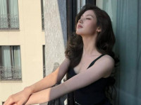 우아한 사나, 욕조우아한 사나, 욕조-침대 오가며 관능적 모먼트-침대 오가며 관능적 모먼트